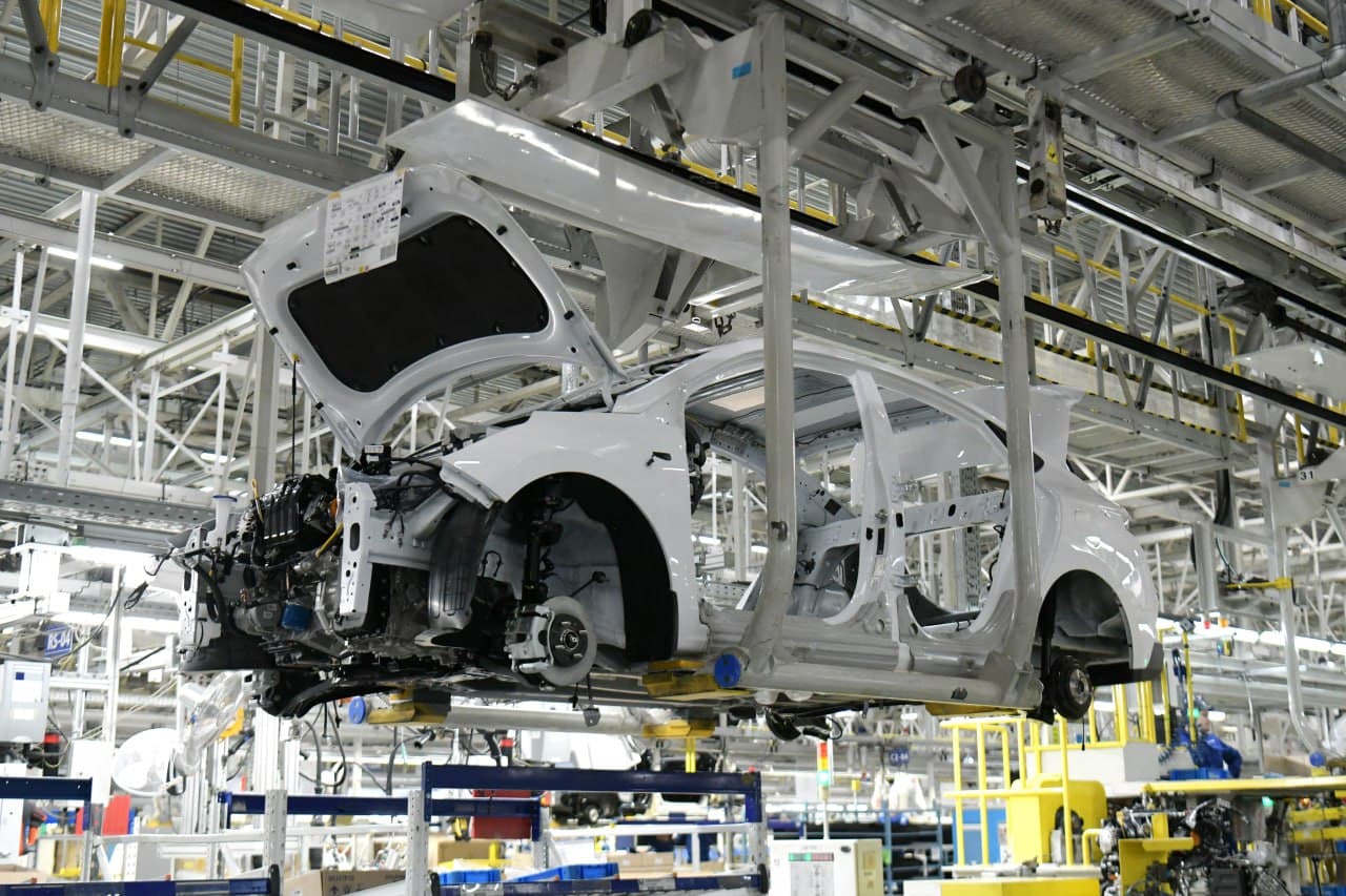 «Автомобильный завод АГР» выпустил 3 000 автомобилей в первом квартале 2024 года